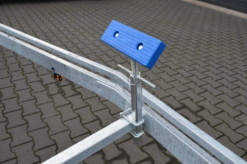 höhenverstellbare Langauflagen Vlemmix Sportboottrailer