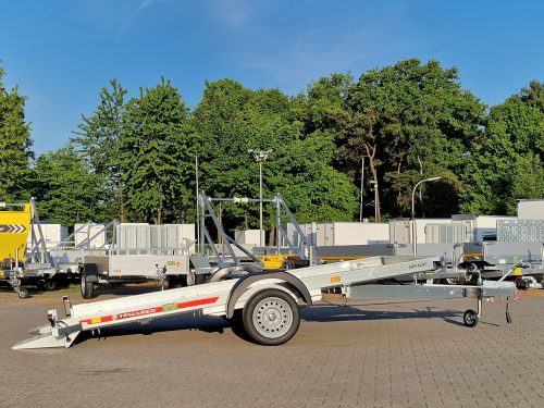 1,8to. Temared Autotransporter | Ladefläche 3,53x1,84m | CAR FLAT 3518 U 1,8T / kippbar angekippt
