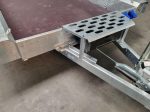 Schaufelablage mit Staubox für Vlemmix Baggertransporter