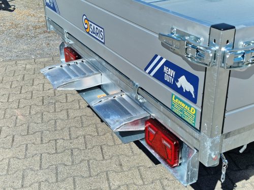 3,5to. Dreiseitenkipper SARIS | Kasteninnenmaße 3,56x1,84x0,35m | Typ: K3 356 184 3500 2 HD E OP