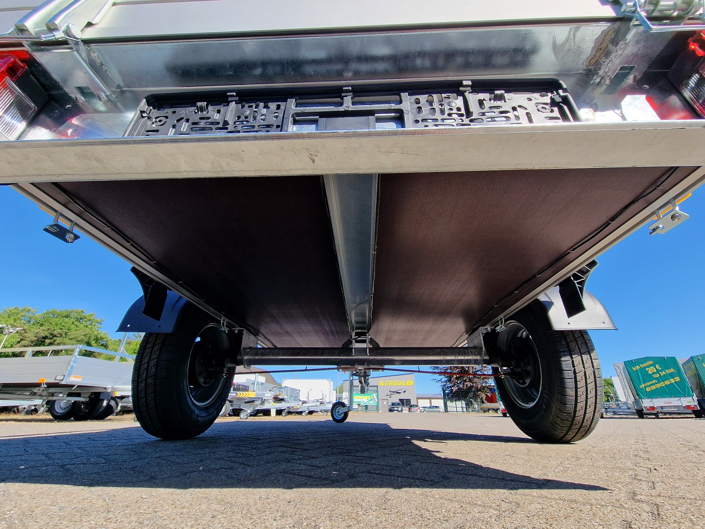 1,3to. SARIS Tieflader | 255x1,33x0,30m + 13cm Reling | McAlu Pro 255 133 Gewerbeausf.