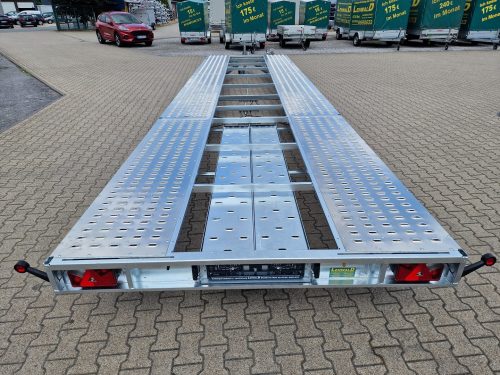 3,5to. Temared Tridem | Autotransporter 8,53x2,15m | CAR 8521/3 S 3.5T Heckansicht mit Rampenschacht Anhänger Lehwald Marl Verkauf