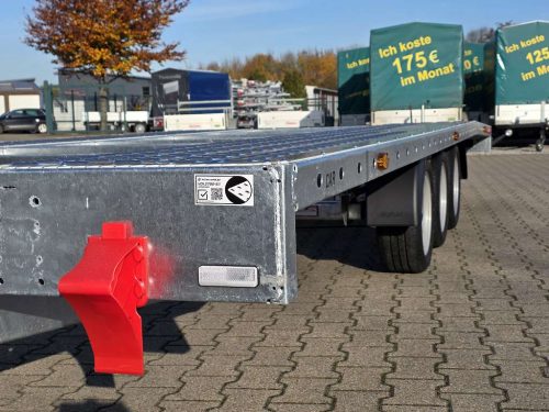 3,5to. Temared | Autotransporter 6,04x2,15m | CAR Deck Plus 6021/3S 3,5T Ecke vorn