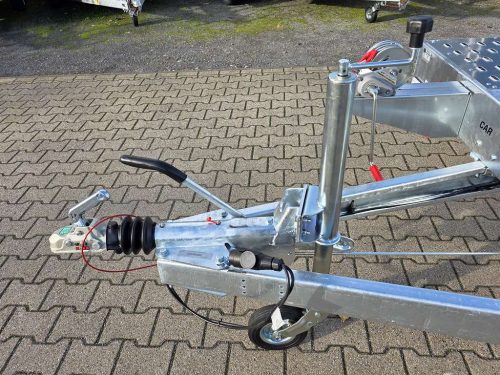 2,7to. Temared | Autotransporter 4,53x2,15m | CAR Deck Plus 4521/2 2.7T Auflaufbremse